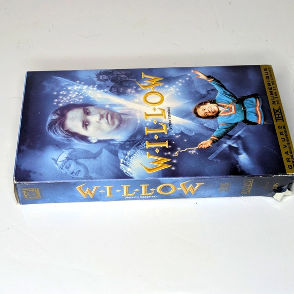 Willow VHS Tape French Version Digitally Remastered -Val kilmer - Picture 3 of 6